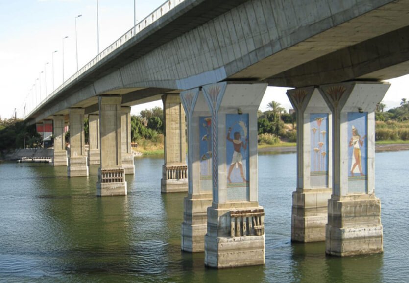 Luxor-Bridge